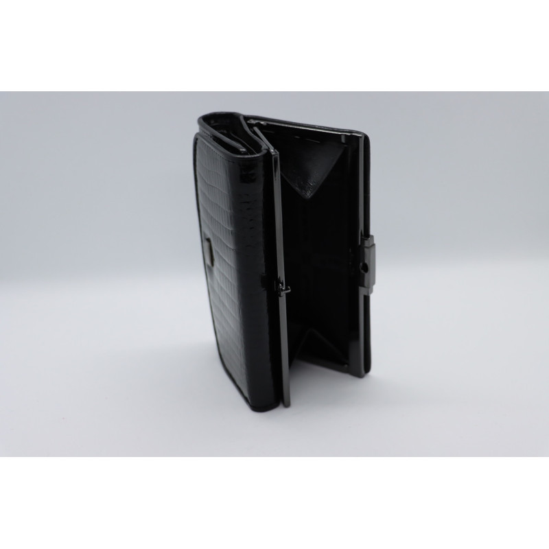 Жіночий шкіряний гаманець Wanlima w62041170473b1 Black